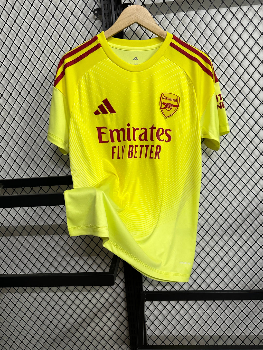 Arsenal 2024/25 Goalkeeper Jersey – Yellow Edition